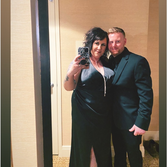 Formal Dress - Picture 5 of 7